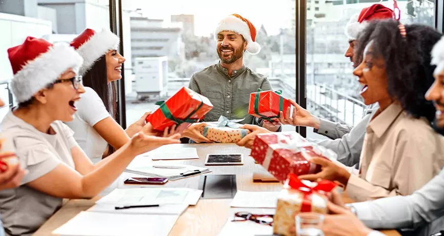 Pluxee Geschenk Benefits sind die perfekten Last Minute Geschenke für Mitarbeiter