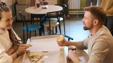 Erfolgsfaktor Mittagspause: so wichtig ist die tägliche Auszeit für Mitarbeitende und Unternehmen