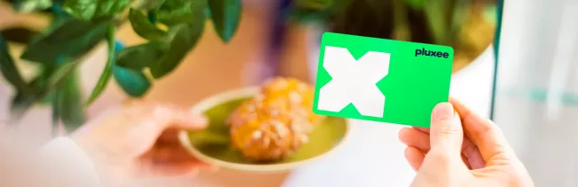 So einfach verwendest du deine Pluxee Restaurant Karte oder Pluxee Lebensmittel Karte